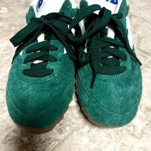 Women's Green Rc30 Trainer Sz 7.5